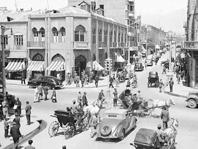 1-day-bilingual-tour-of-Laleh-Zar-passage