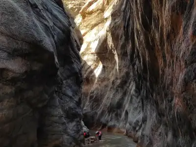 One-day-water-play-tour-to-Halt-Gorge-Lorestan