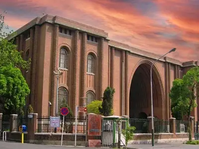 1-day-bilingual-tour-of-the-National-Museum-of-Iran