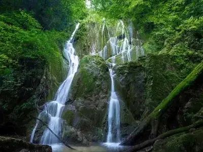 One-day-tour-o-Shi-Elim-waterfall
