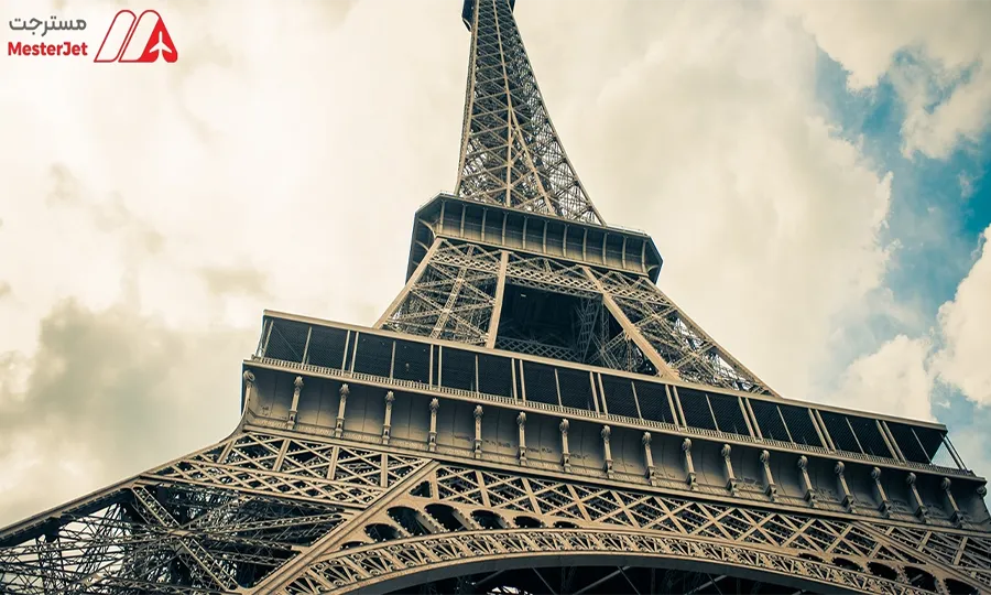 ارزان‌ترین زمان سفر به فرانسه
