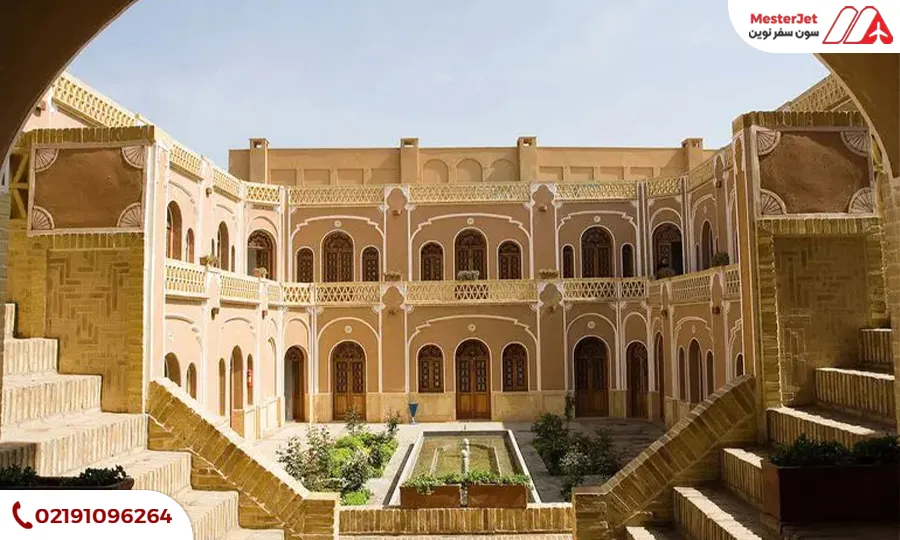 خانه لاری ها
